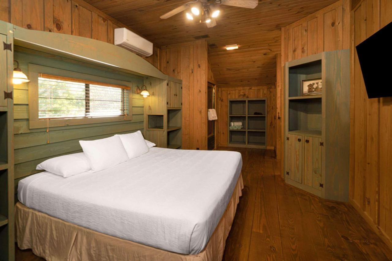 Cabins At Green Mountain, Trademark Collection By Wyndham Branson Exterior photo